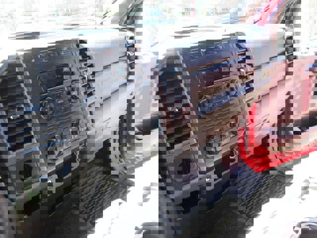 Used 2017 Ford F550 4x4 Regular Cab Super Duty image 20