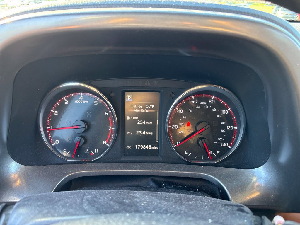 Used 2018 Toyota RAV4 SE w/ Power Extra Value Package AWD/4WD image 27