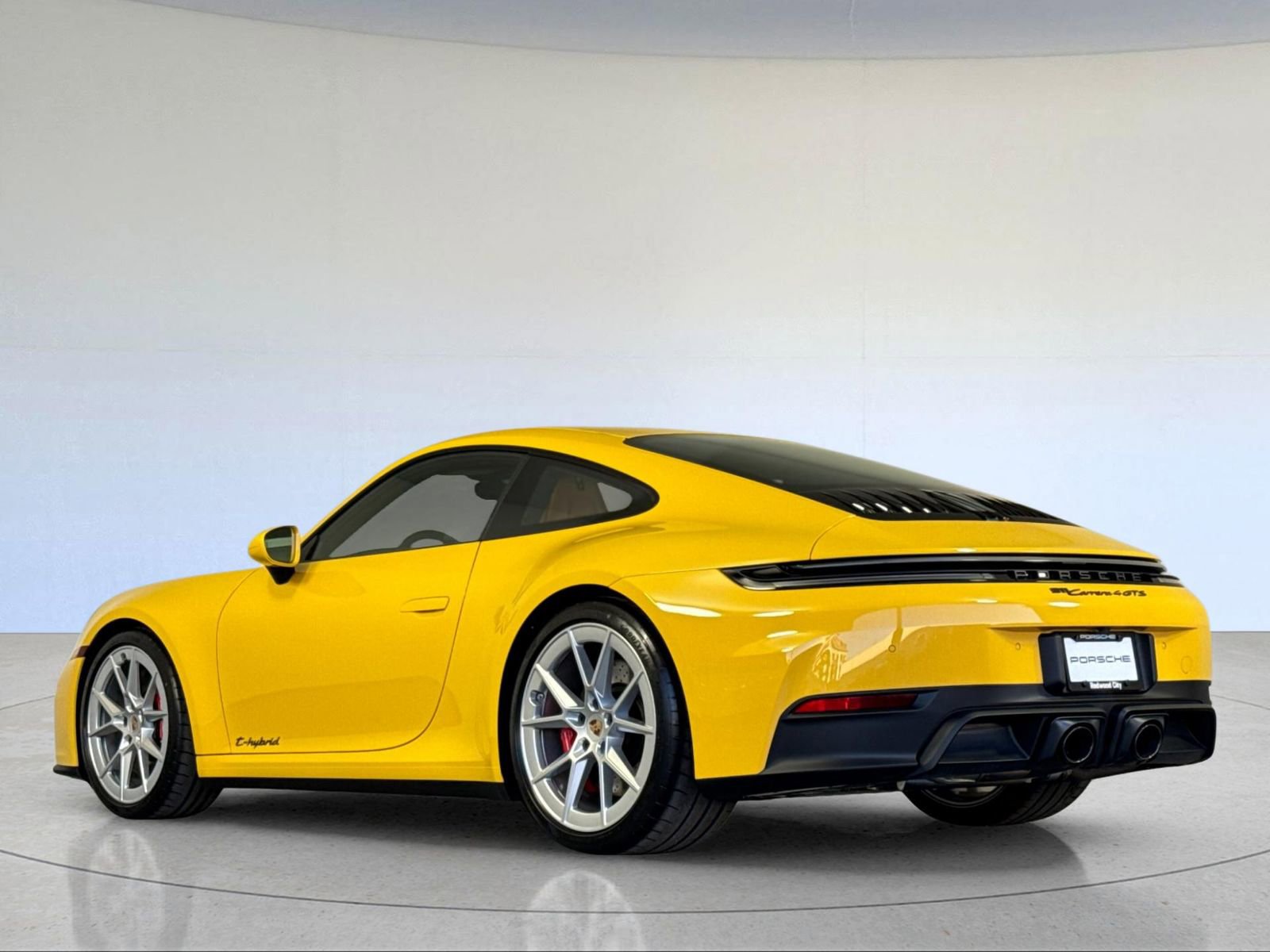 Used 2026 Porsche 911 Carrera 4 GTS AWD/4WD image 3