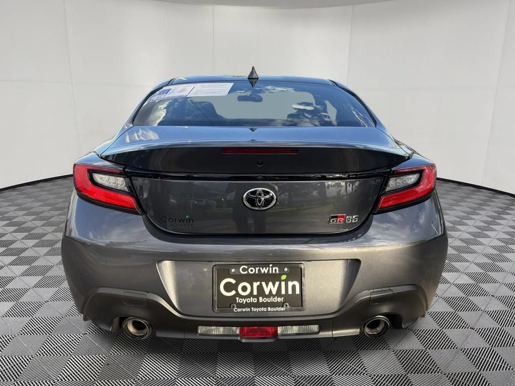 Used 2025 Toyota GR86 RWD image 8