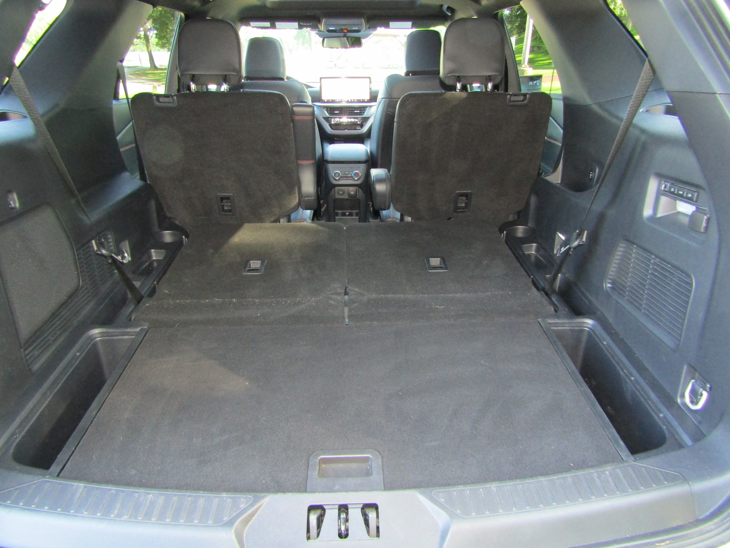 Used 2025 Ford Explorer ST w/ Sun And Sound Package AWD/4WD image 28