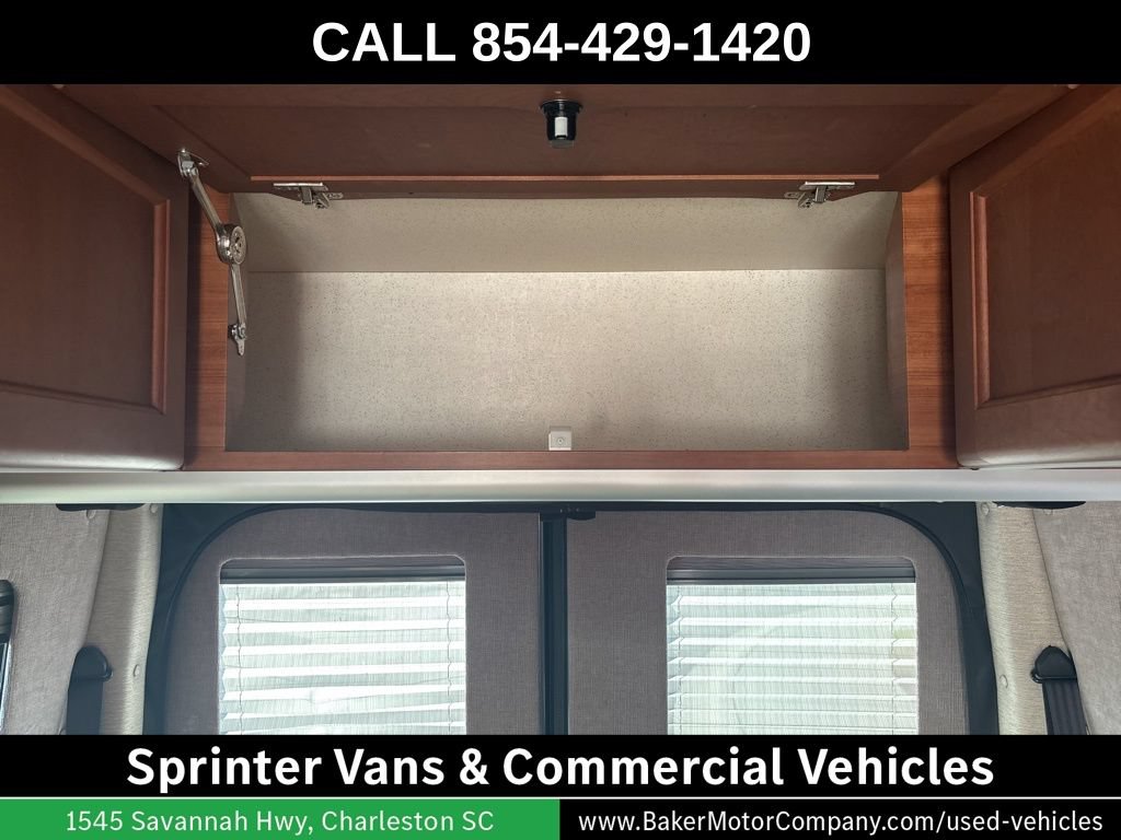 Used 2016 Mercedes-Benz Sprinter 3500 image 38