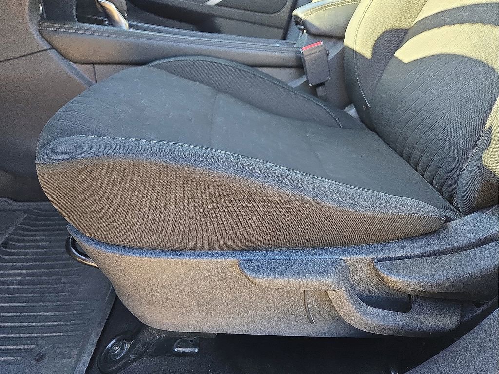 Used 2024 Nissan Kicks SV image 25