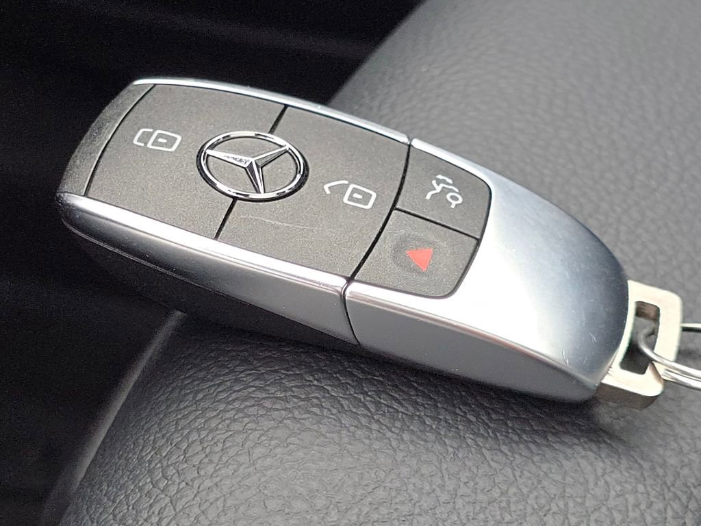 Certified 2026 Mercedes-Benz GLA 250 4MATIC image 37