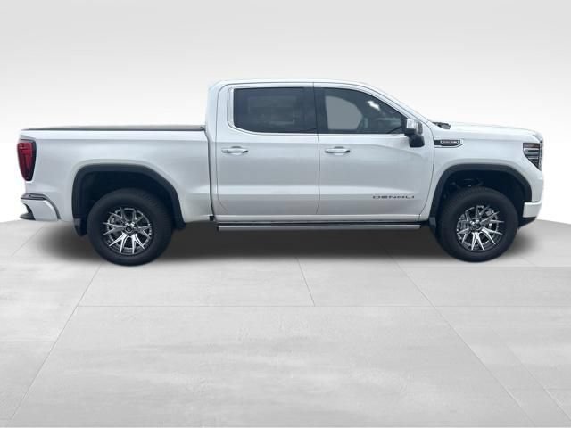 Used 2025 GMC Sierra 1500 Denali AWD/4WD image 7