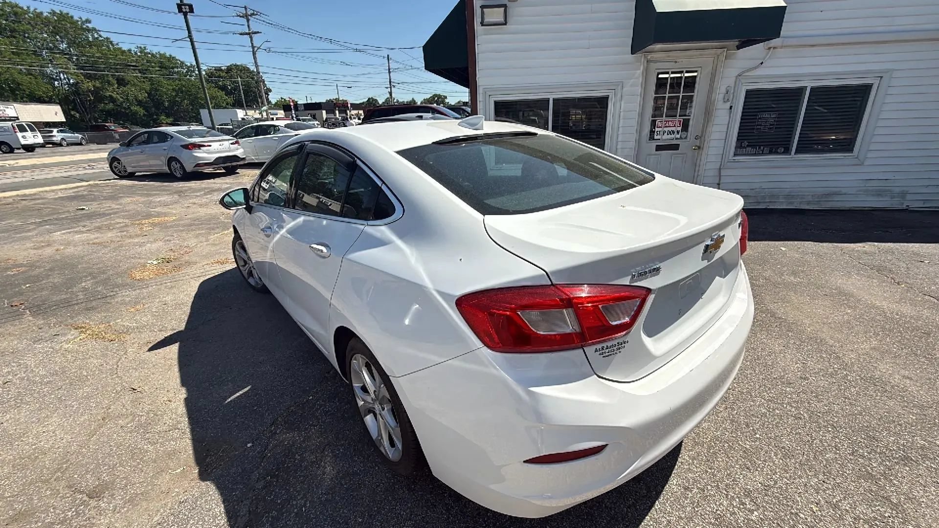 Used 2017 Chevrolet Cruze Premier FWD image 6
