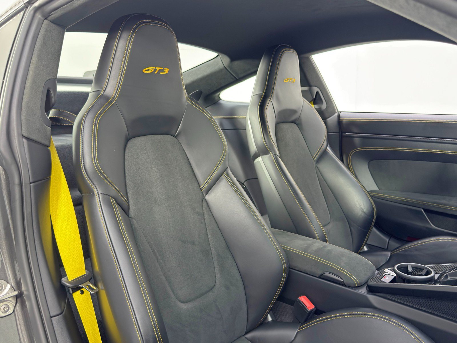 Used 2023 Porsche 911 GT3 RWD image 41