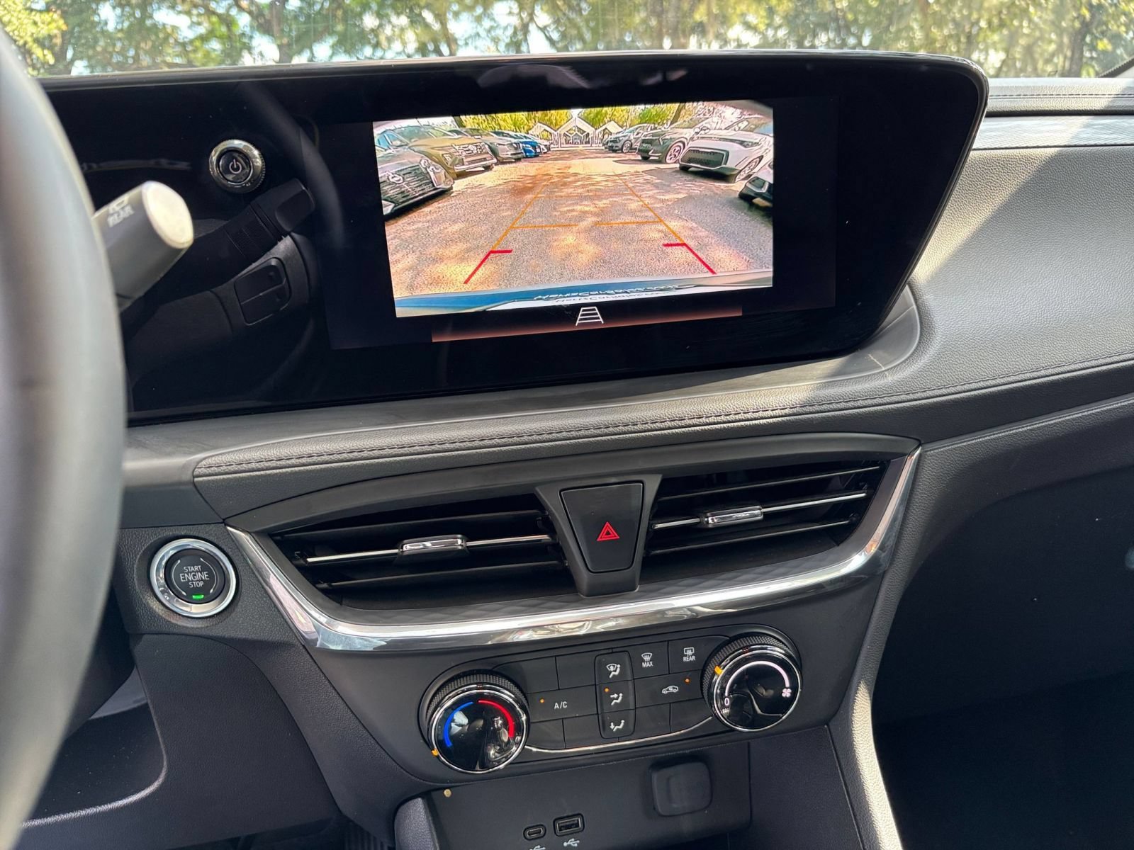 Used 2025 Buick Encore GX Preferred FWD image 17