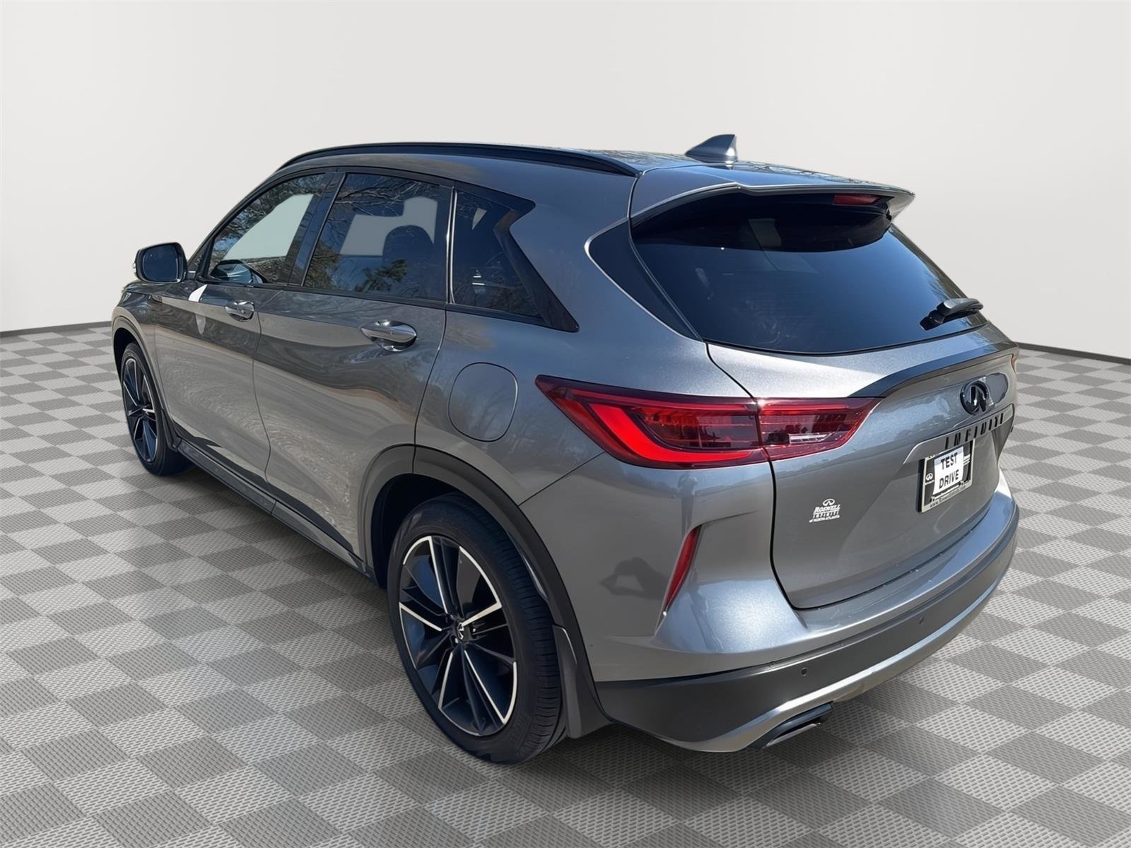 Used 2023 INFINITI QX50 Sport FWD image 8