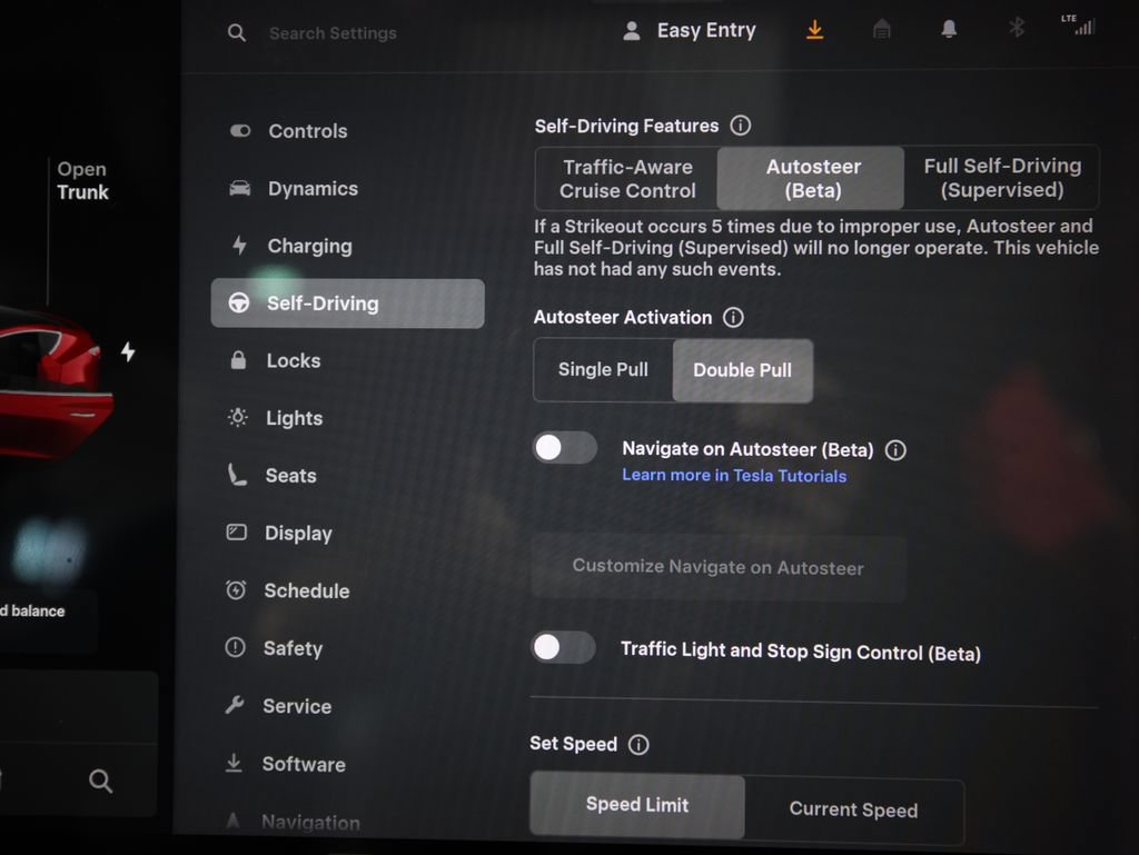 Used 2018 Tesla Model 3 Long Range RWD image 22