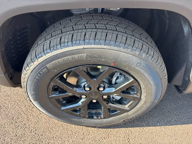 New 2026 Jeep Grand Cherokee Altitude AWD/4WD image 34