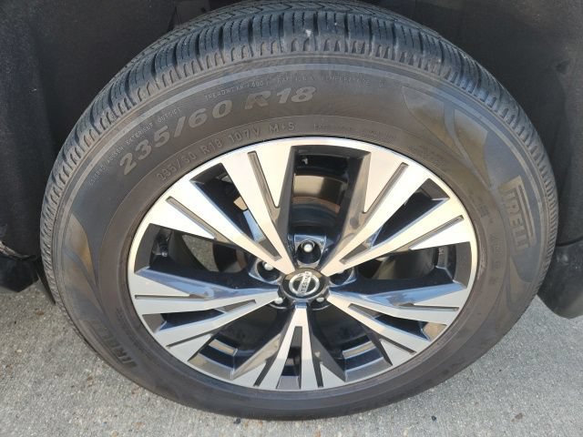 Used 2021 Nissan Rogue SV FWD image 13