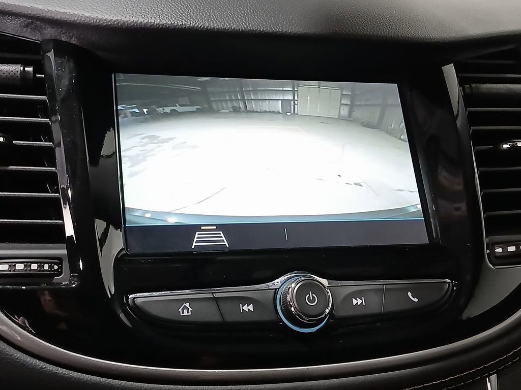 Used 2019 Chevrolet Trax LT w/ LT Convenience Package AWD/4WD image 27