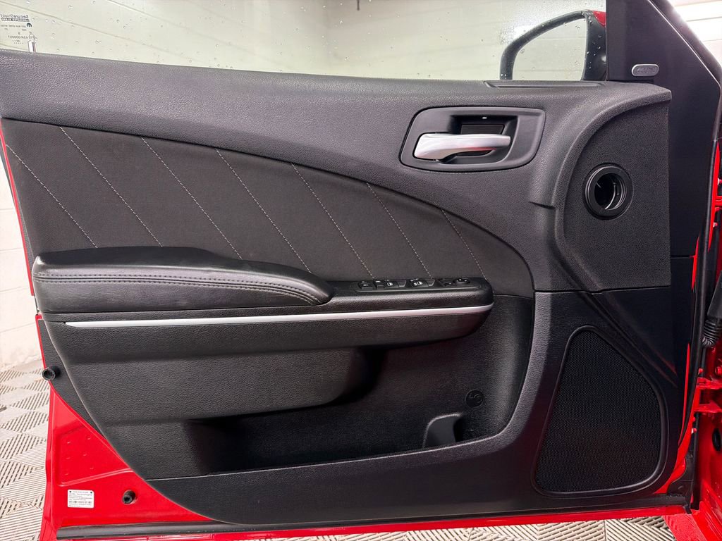 Used 2022 Dodge Charger R/T RWD image 16