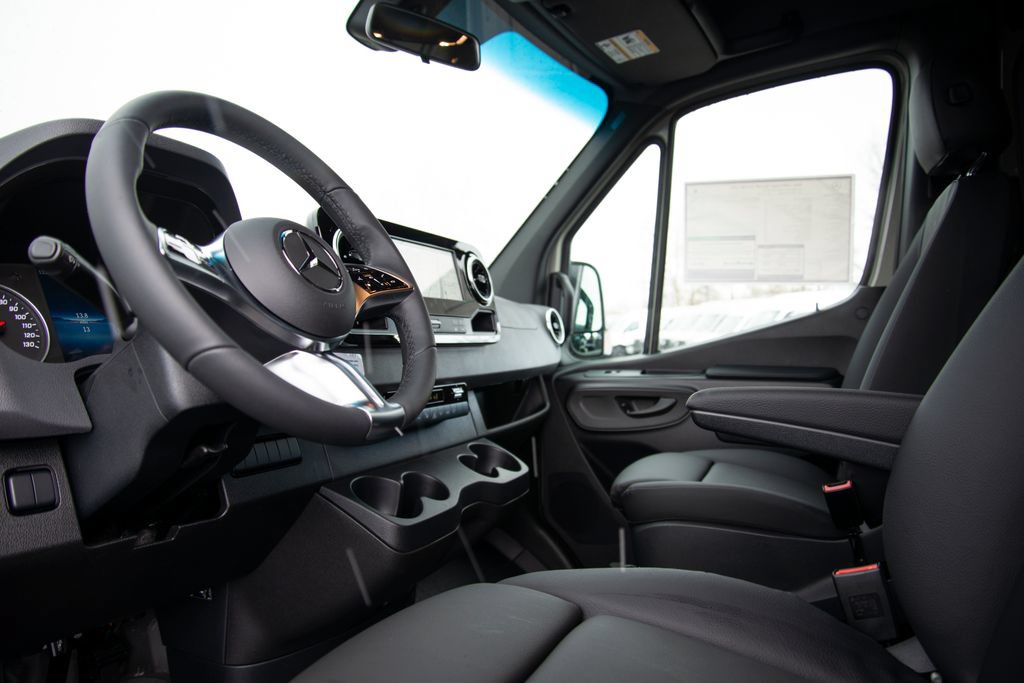 New 2026 Mercedes-Benz Sprinter 2500 image 12