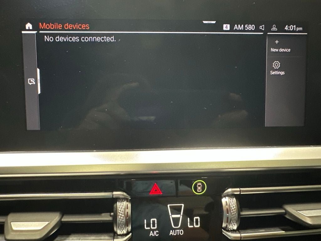 Used 2022 BMW 330i xDrive Sedan AWD/4WD image 28