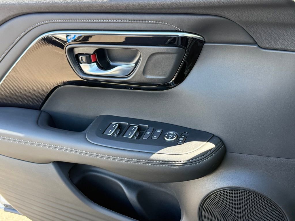 Certified 2025 Acura ADX AWD image 29