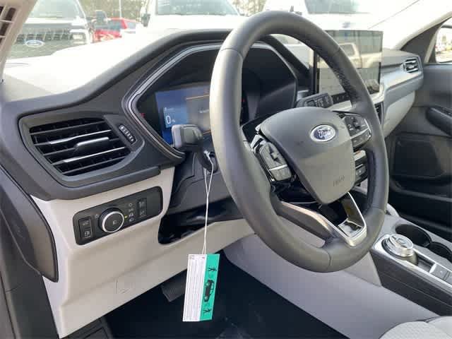 Used 2024 Ford Escape SE FWD image 13