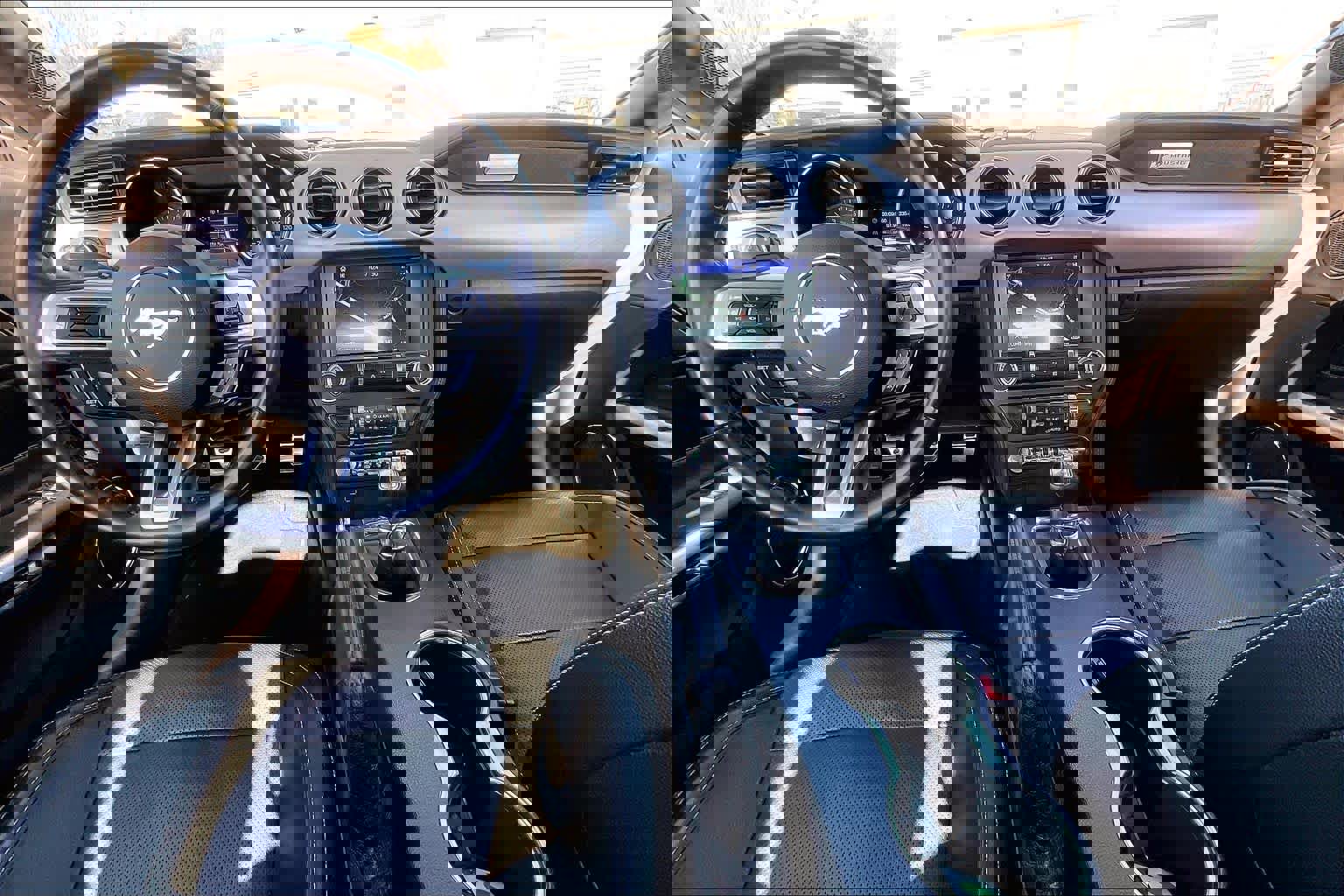 Used 2021 Ford Mustang GT Premium w/ Ford Safe & Smart Package image 15