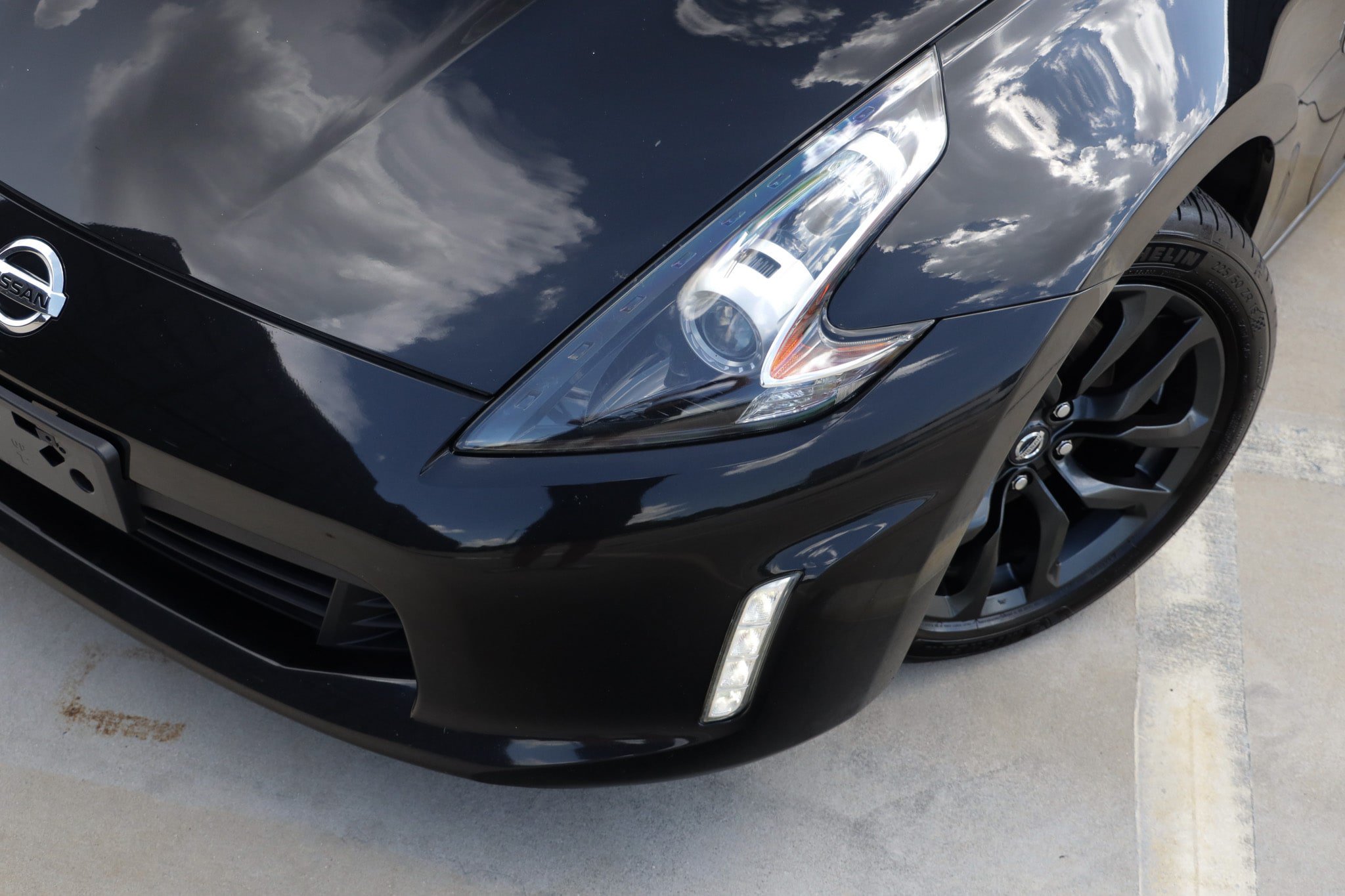 Used 2019 Nissan 370Z Touring RWD image 37