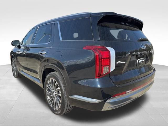Used 2024 Hyundai Palisade Calligraphy image 6