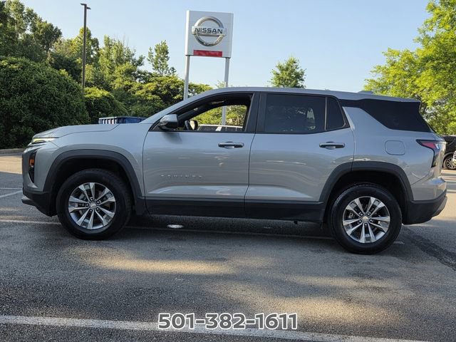 Used 2025 Chevrolet Equinox LT AWD/4WD image 2