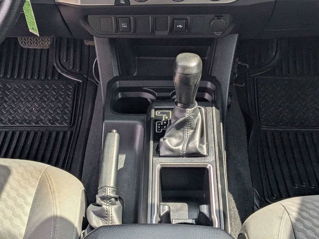 Used 2023 Toyota Tacoma SR RWD image 18