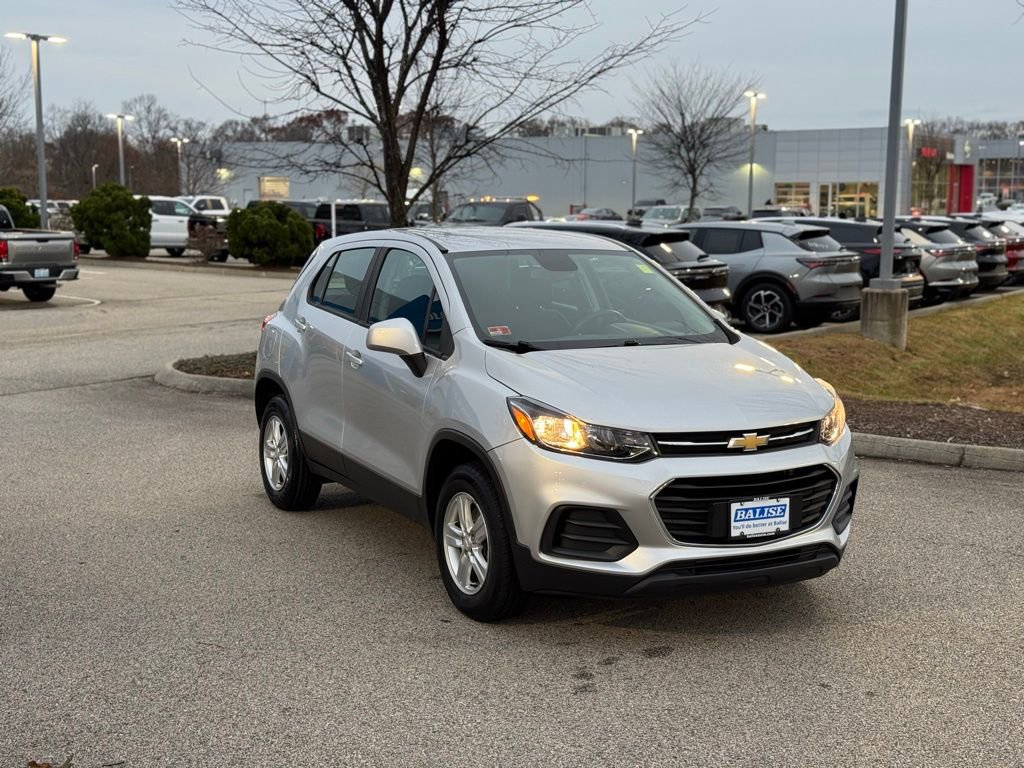 Used 2019 Chevrolet Trax LS image 3