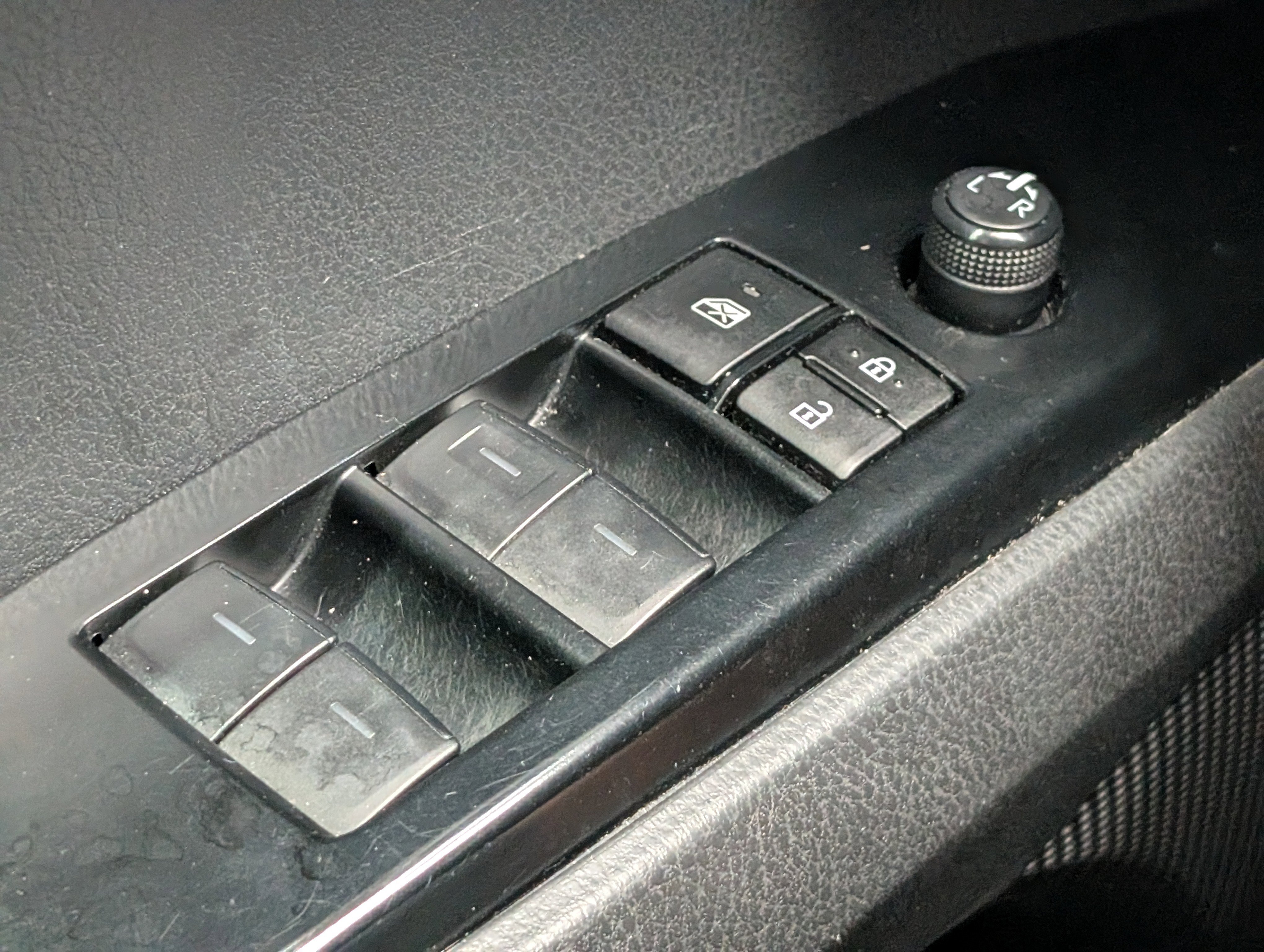 Used 2025 Toyota Camry SE FWD image 20