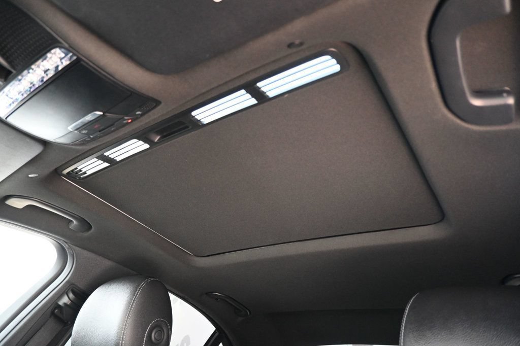 Used 2021 Mercedes-Benz C 300 Sedan image 20