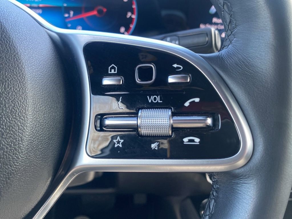 Used 2023 Mercedes-Benz GLB 250 GLB 250 image 20