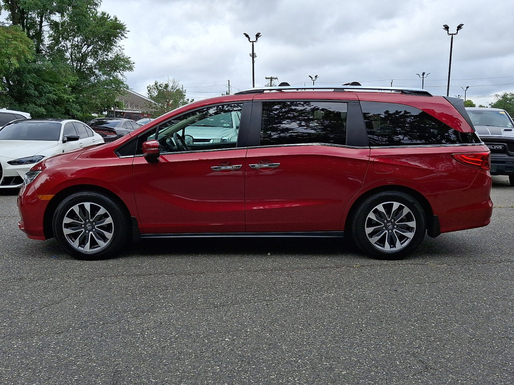 Used 2024 Honda Odyssey EX-L image 2