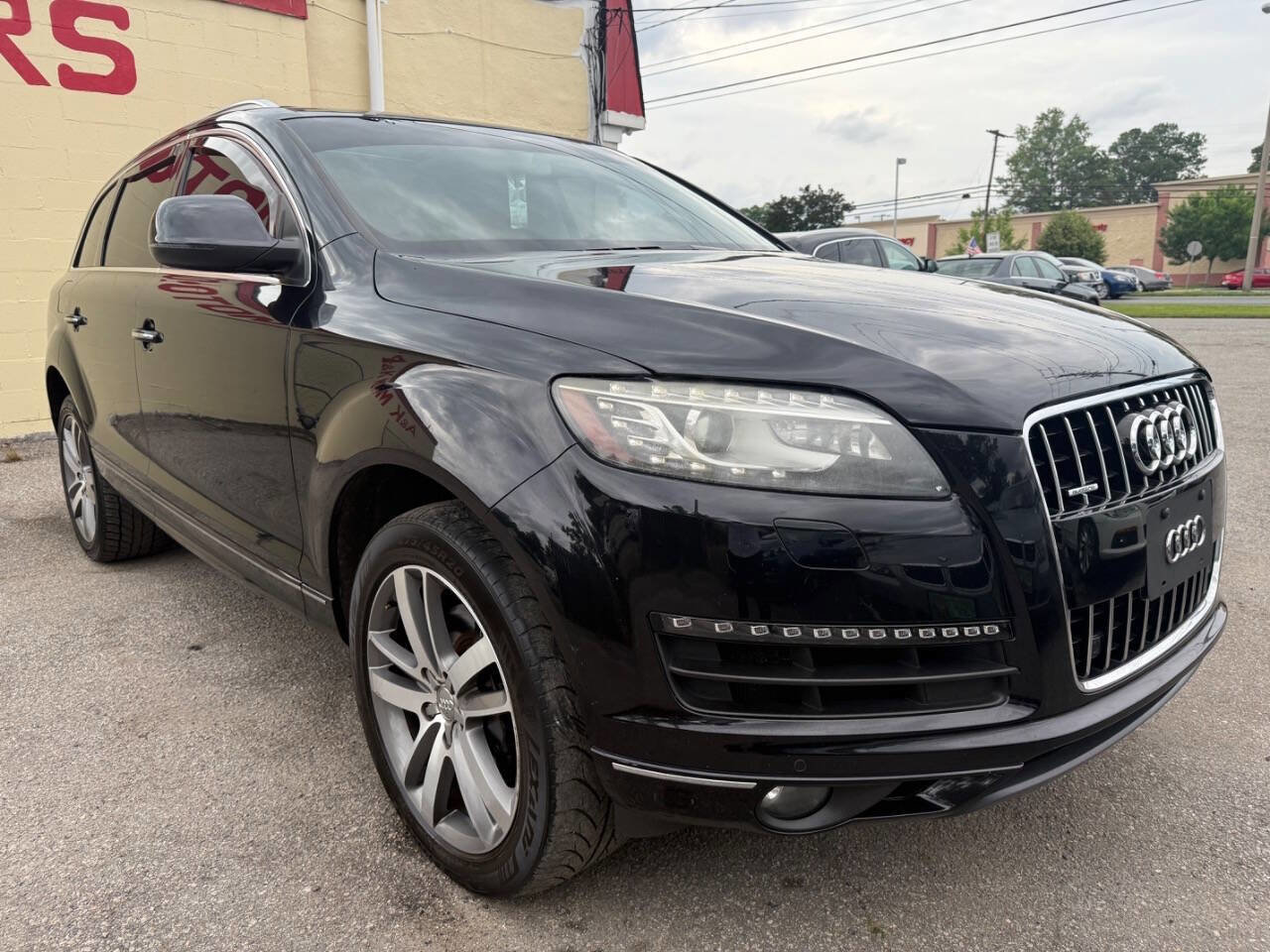 Used 2015 Audi Q7 3.0T Premium Plus w/ Premium Plus Package image 3