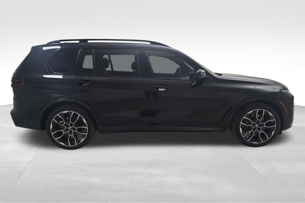 Certified 2025 BMW X7 xDrive40i w/ Executive Package AWD/4WD image 10