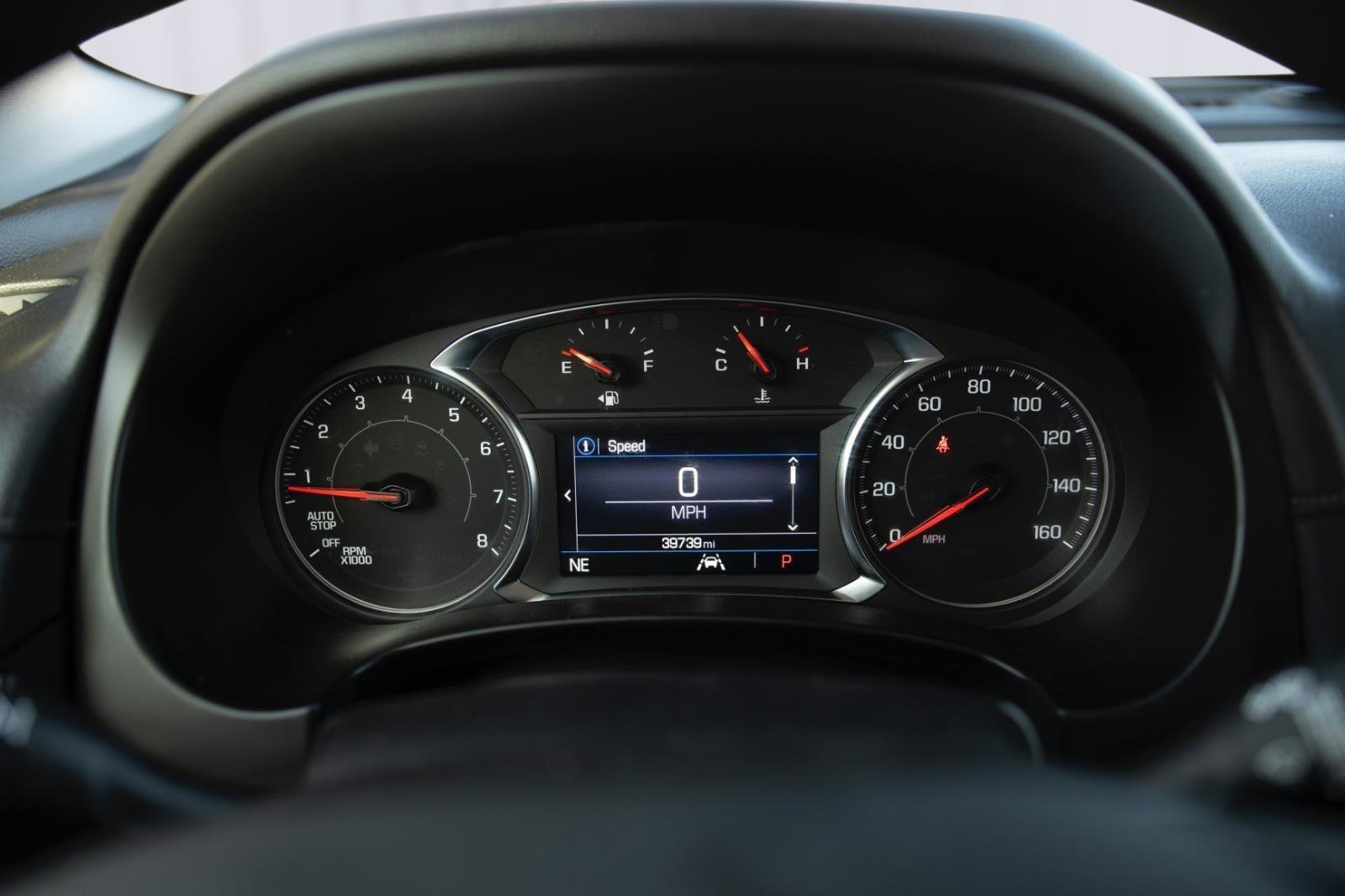 Used 2024 GMC Terrain SLE image 4
