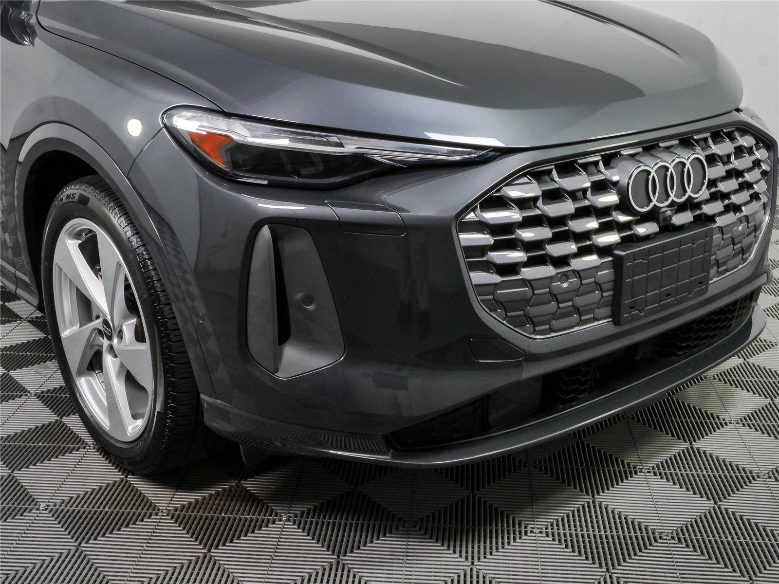 Used 2025 Audi Q5 Prestige AWD/4WD image 39