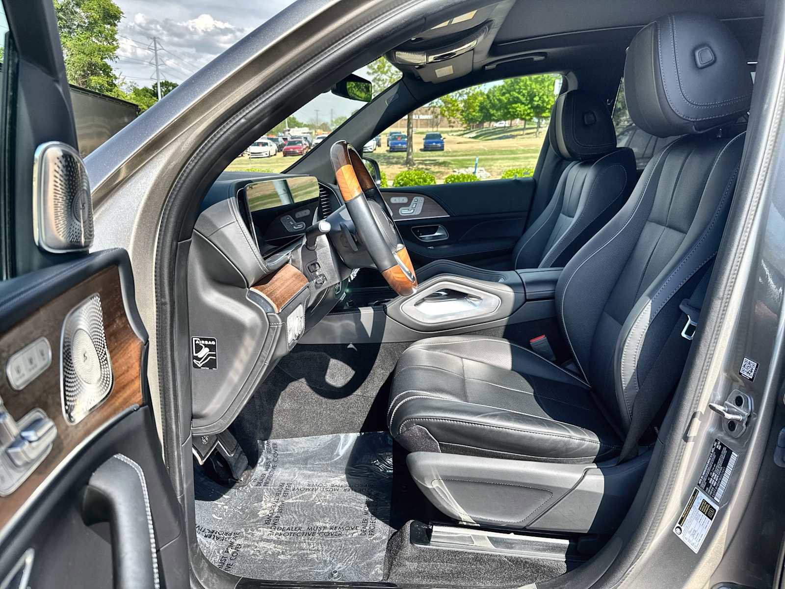 Certified 2023 Mercedes-Benz Maybach GLS 600 4MATIC image 2