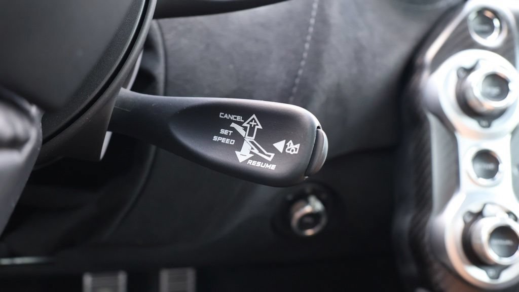 Used 2021 McLaren 720S Luxury RWD image 33