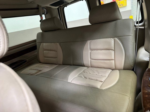 Used 2014 GMC Savana 1500 image 27