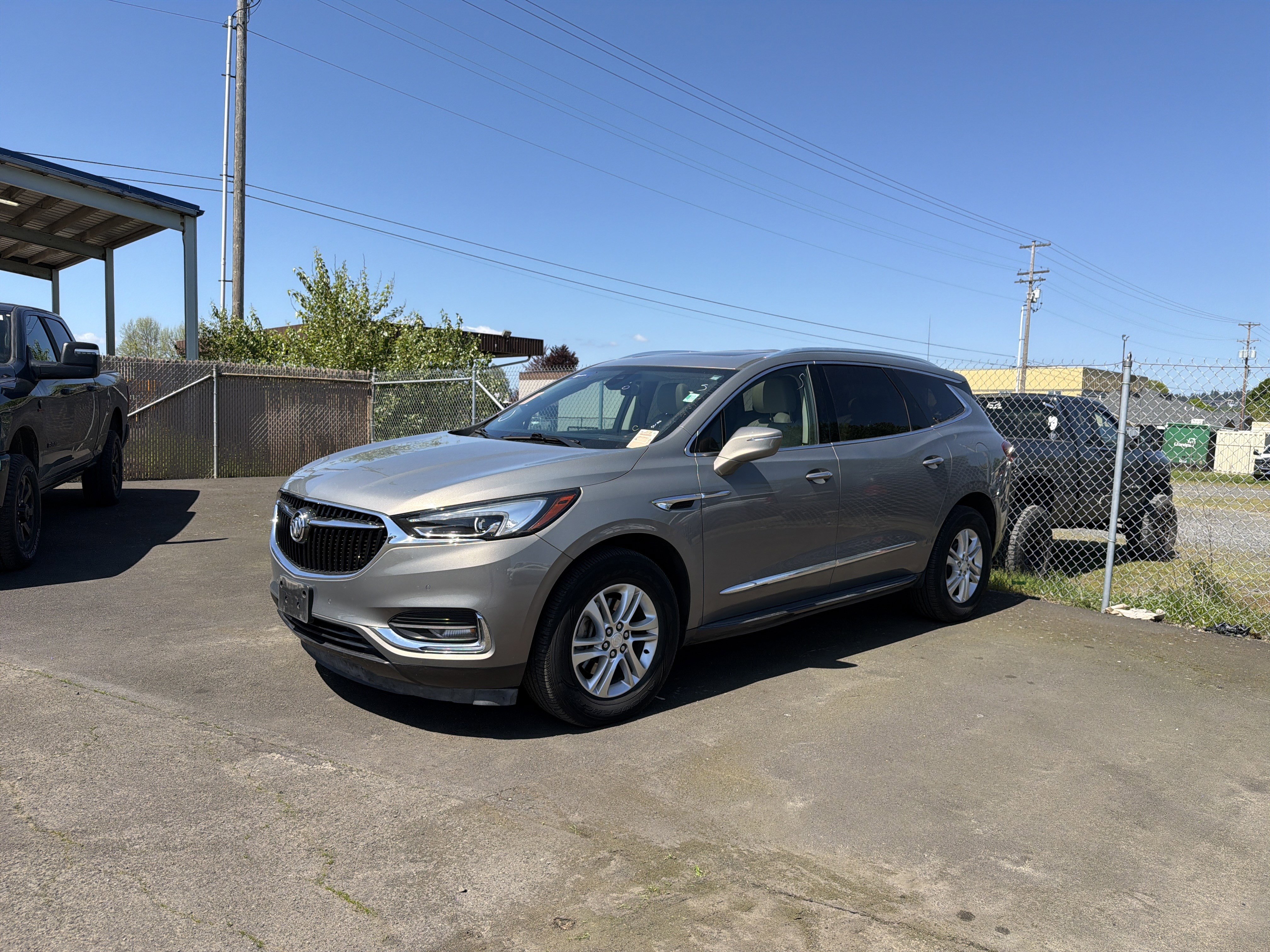 Used 2018 Buick Enclave Premium w/ Trailering Package AWD/4WD image 1