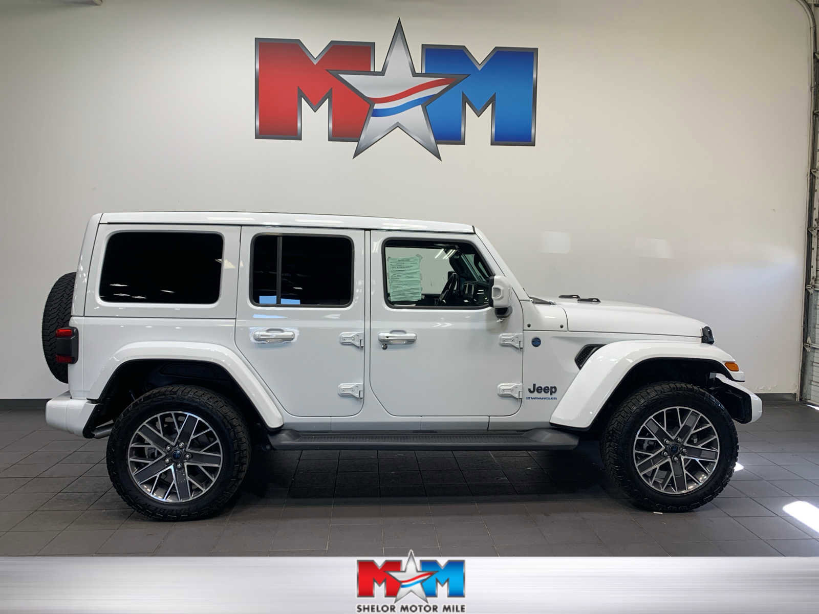 Used 2024 Jeep Wrangler High Altitude image 1