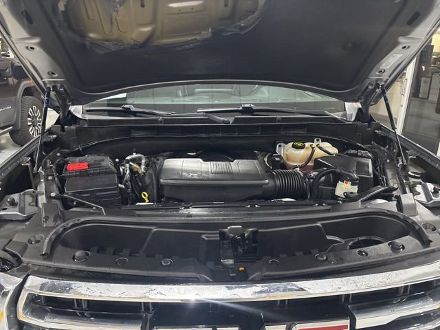 Used 2021 GMC Yukon SLT w/ SLT Premium Package image 41