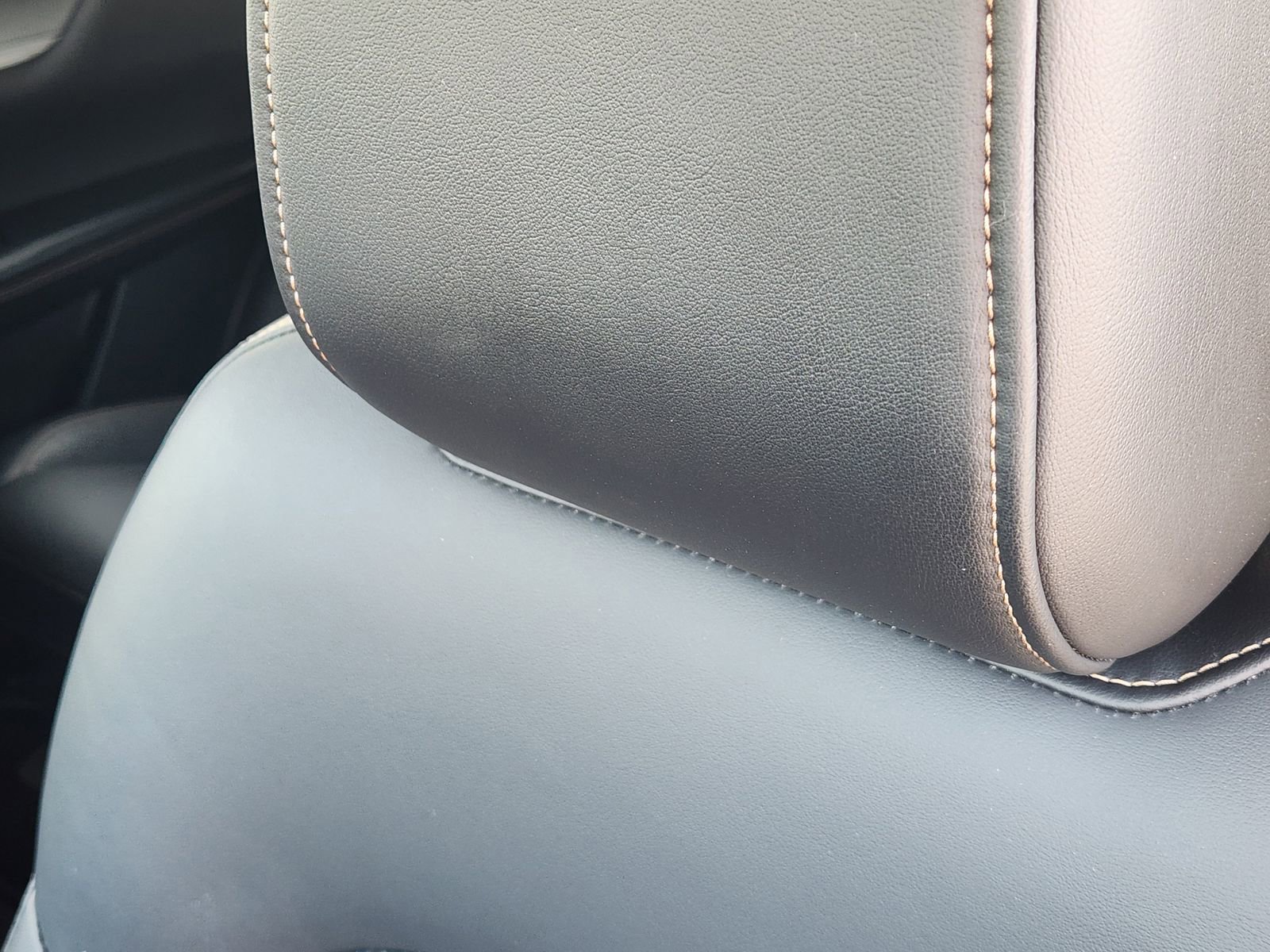 Used 2025 MAZDA CX-70 3.3 Turbo S w/ Premium Package image 18