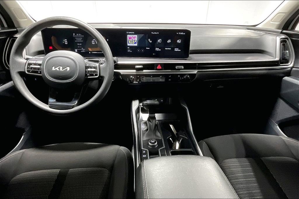 Used 2024 Kia Sorento LX FWD image 18