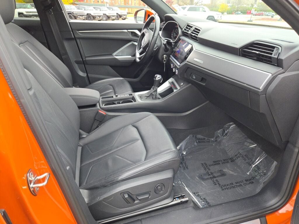 Used 2022 Audi Q3 2.0T Premium image 7
