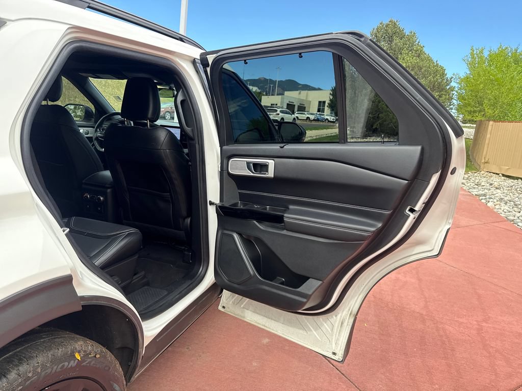 Used 2022 Ford Explorer ST w/ Equipment Group 401A AWD/4WD image 25