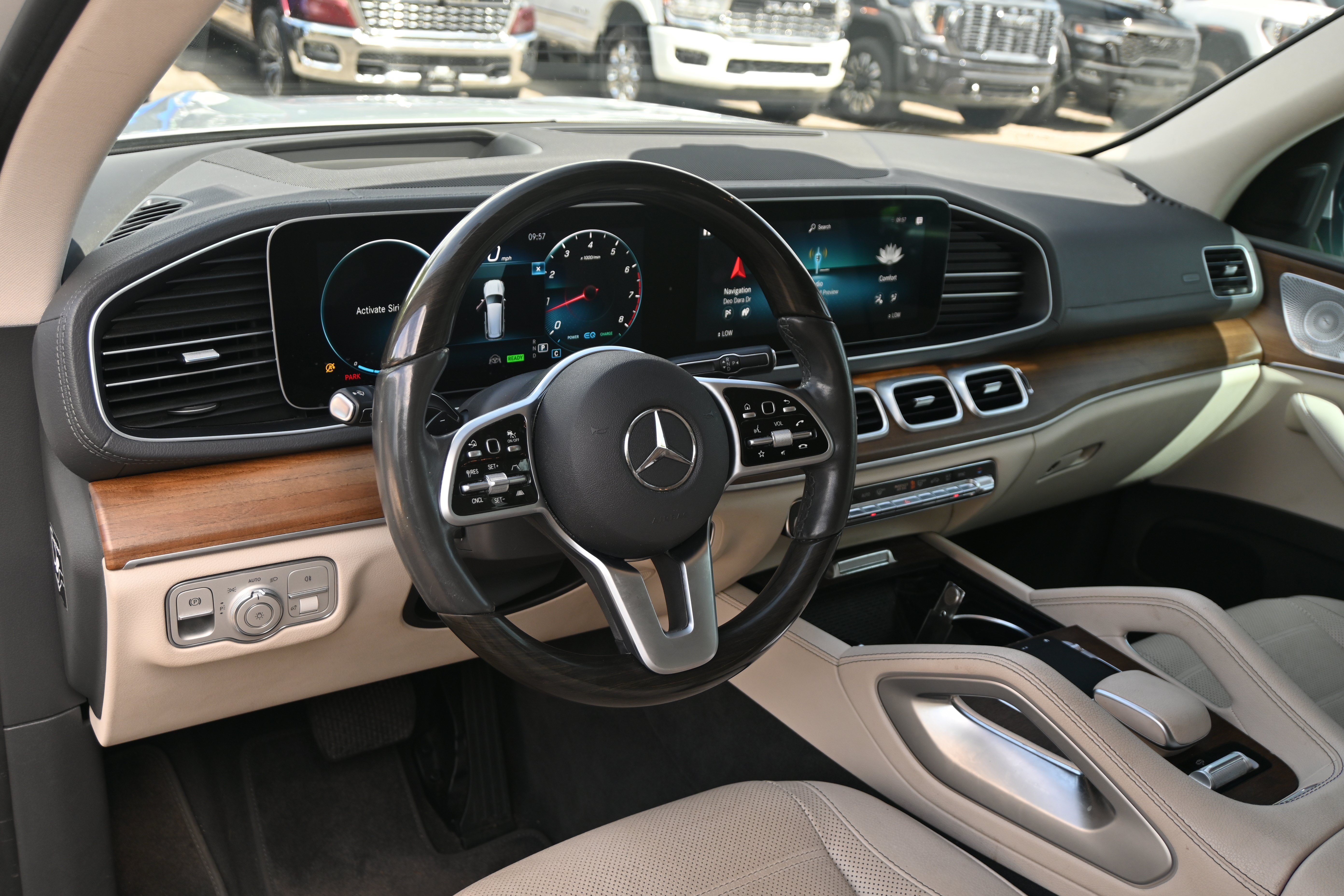 Used 2020 Mercedes-Benz GLS 450 4MATIC image 11