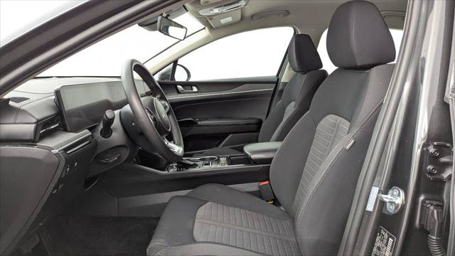 Used 2026 Kia K5 LXS FWD image 14