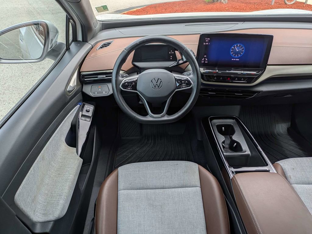 Certified 2023 Volkswagen ID.4 Pro image 17