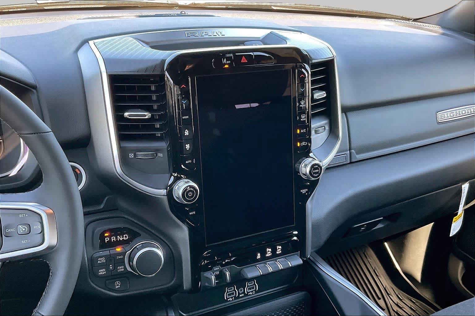 New 2027 RAM 1500 4x4 Crew Cab image 6